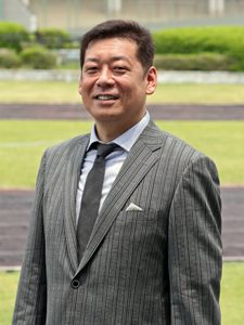 山田　裕仁