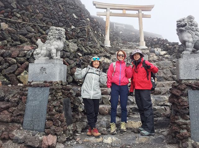藤本梨恵選手の富士登山